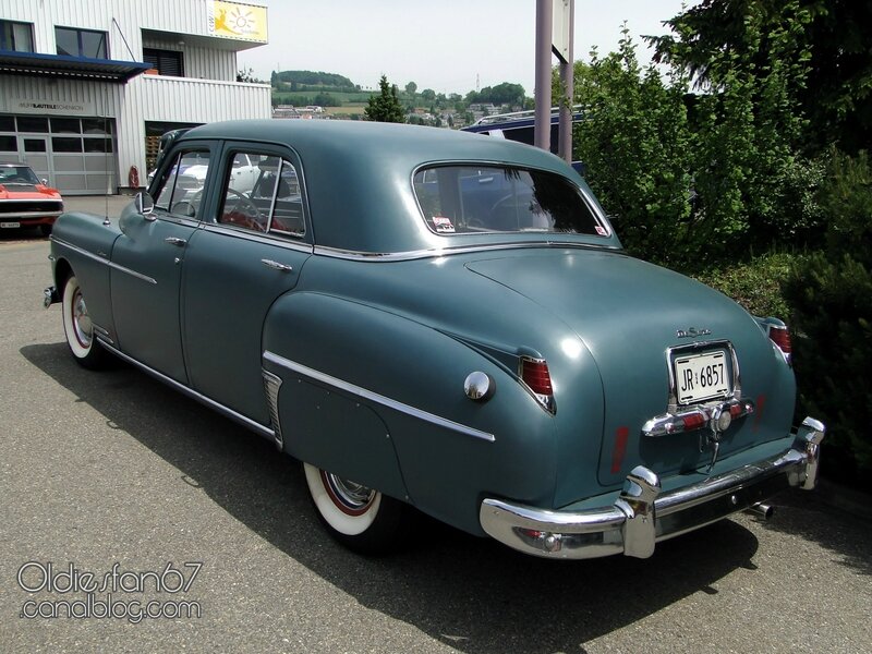 desoto-custom-4door-sedan-1949-2