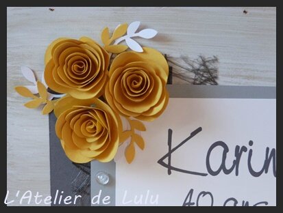 tirelire d'anniversaire gris et jaune