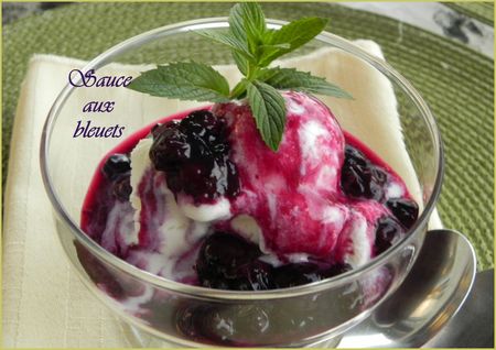 Sauce aux bleuets pour agrémenter à peu près n’importe quoi… recettes MUFFIN AUX BLEUETS ET SEMOULE DE MAÏS