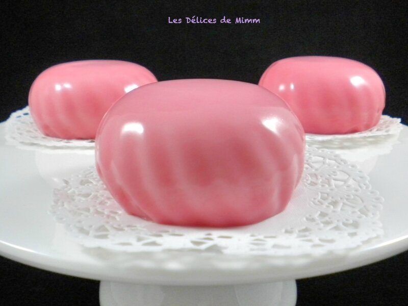 Petits entremets vanille-framboise pour Octobre Rose 3