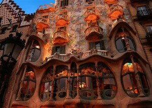 Gaudi_House