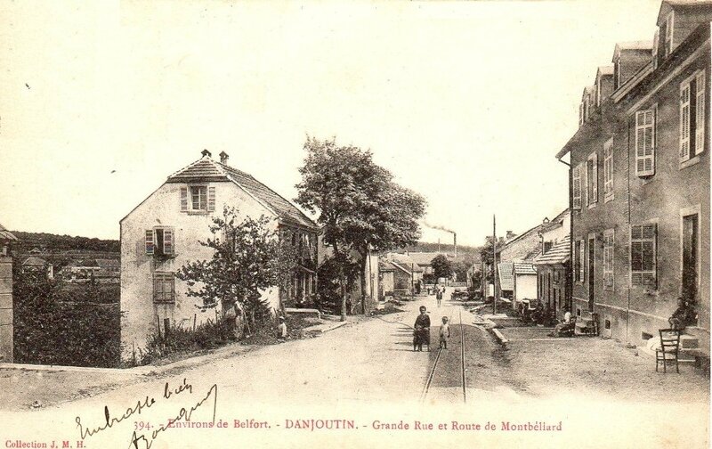 CPA Danjoutin Grande Rue et Route de Montbeliard