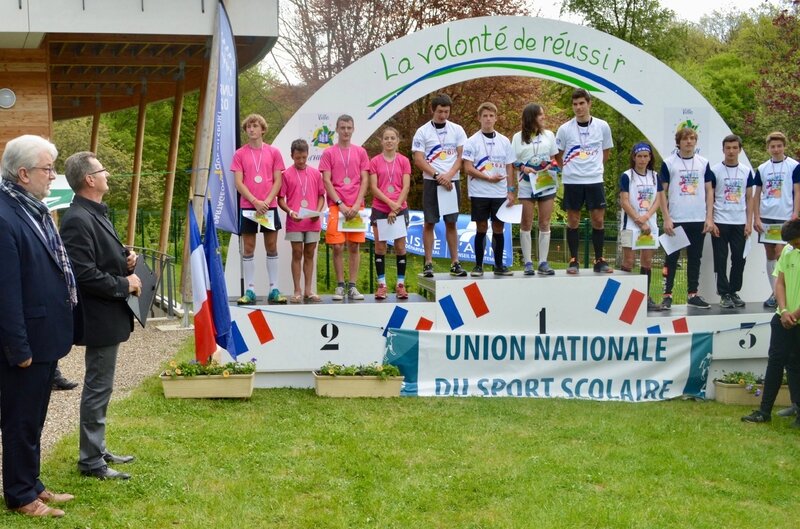 UNSS CHAMPIONNATS DE FRANCE 2017 RAID AVENTURE podium JJT