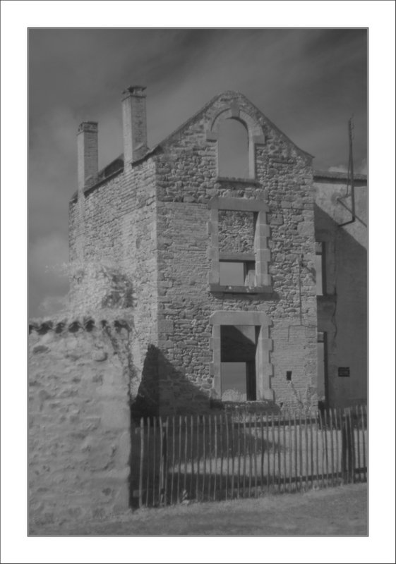 Oradour maison haute 120814