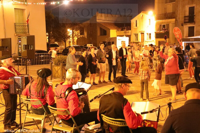 Photos JMP©Koufra 12 - Le Caylar - Los Musicaires del Castèl - 14072019 - 0840