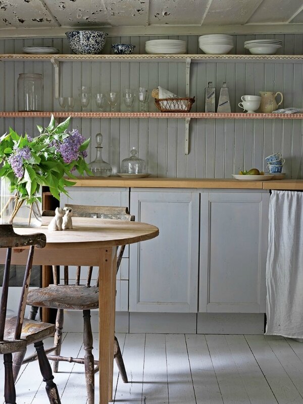 lantlig_idyll_kok_kitchen_romantic_lantkok_rustik_rustic_country_style_Foto_Stellan_Herner