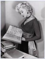 1952-12-03-MONROE__MARILYN_-_1952_DEC_8_MAX_REINHARDT_PAPERS_SHE_PURC