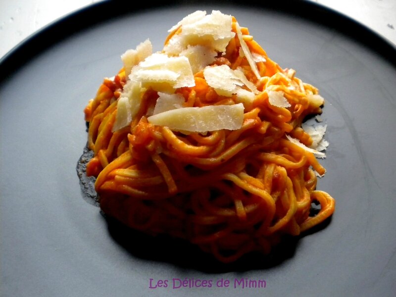 Pâtes sauce tomates, pancetta et mascarpone 2