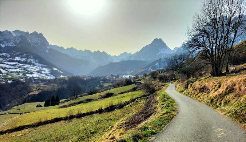 Lescun, le cirque et route, février 2023
