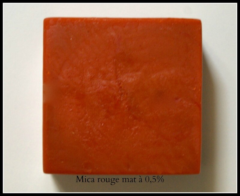 test mica rouge mat macosmetoperso