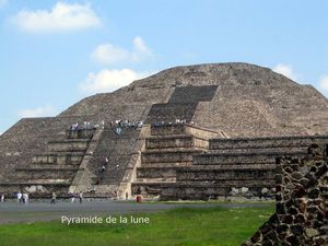 Pyramide_de_la_lune_1