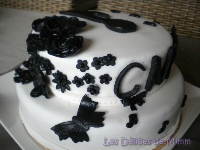 Gâteau Notes de Musique en noir et blanc 3