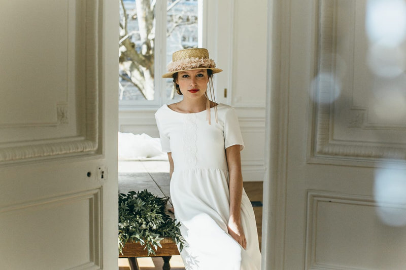 lamarieeauxpiedsnus-mariee-MAISON-GUILLEMETTE_ROBE-BAYA-180EURO-CANOTIER-BELLE-DES-CHAMPS-225EUROS-3
