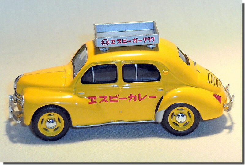 Renault 4cv Taxi Japon A 3