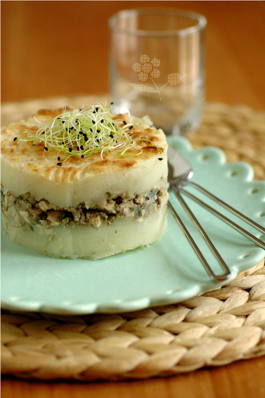 Parmentier de poulet, lardons, champignons, origan