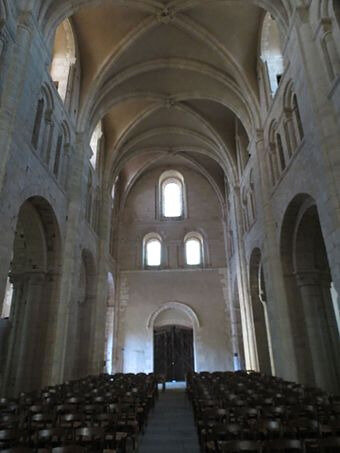 Abbaye_de_Lessay_-_revers_portail_occidental