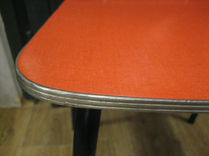 chaise formica 006