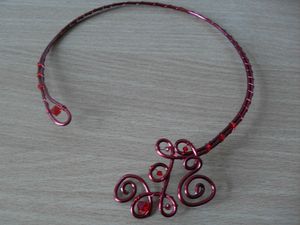 collier alu rouge passion