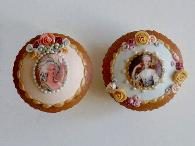 Cupcakes Marie Antoinette pour Costumes et Châteaux