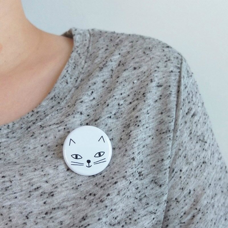 audrey-jeanne-badge-chat