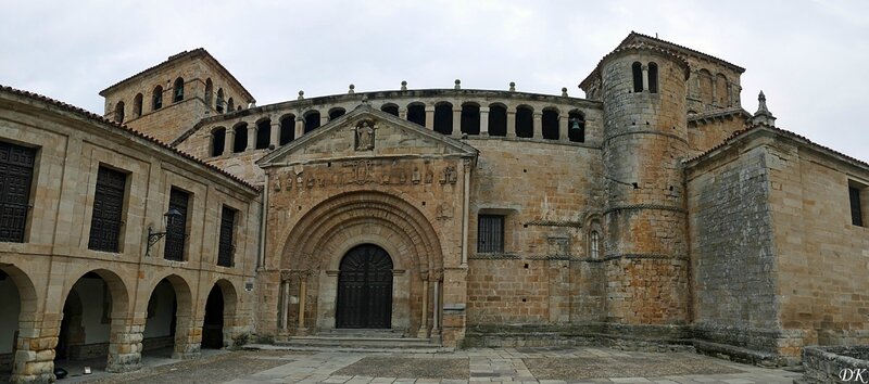 Cloitre abbaye de Santillana_modifié-1