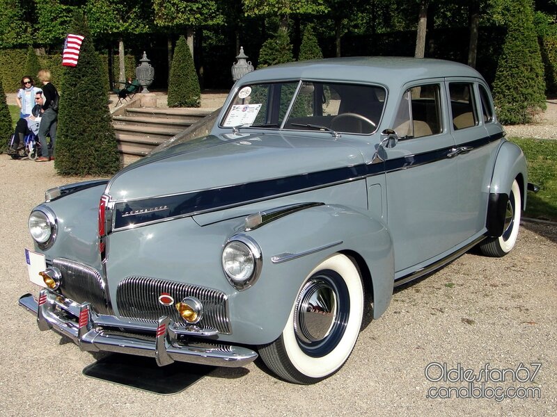 studebaker-commander-sedan-1941-1
