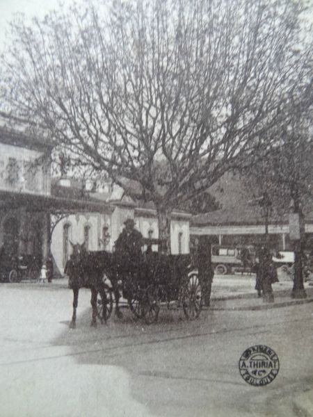 CANNES La Place de la Gare (3)