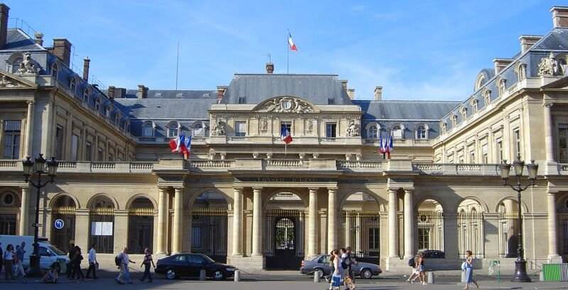 Le Conseil d'État - façade du Palais-Royal