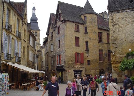 Sarlat_square