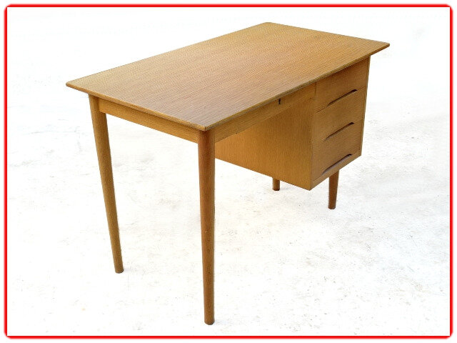 Bureau vintage d'occasion 1960