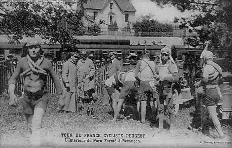 CPA Tour de France Peugeot Wolber 1910 4e étape Besançon Arrêt