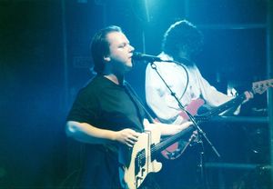 1989_05_Pixies_Town_and_Country_Club_03