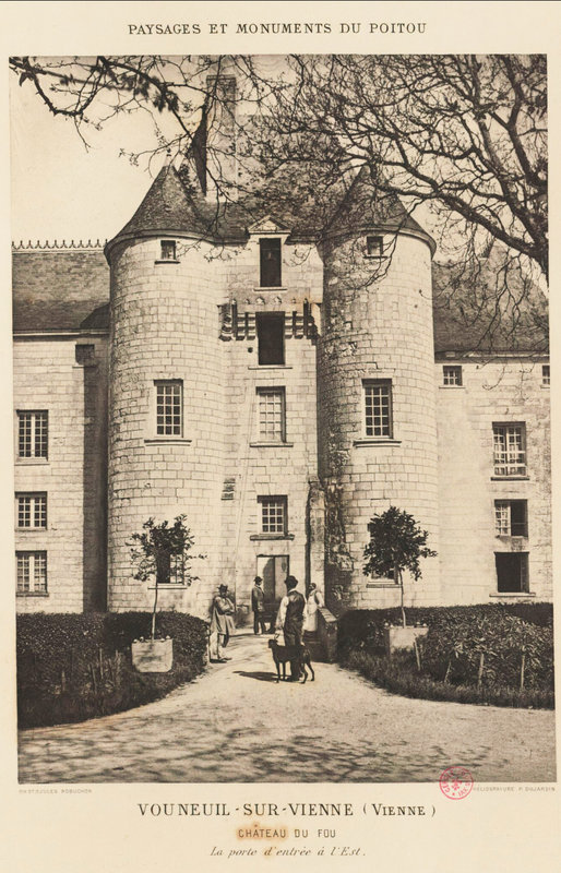 Château du FOU porte d'entrée à l'Est