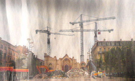 Notre_Dame_et_les_grues