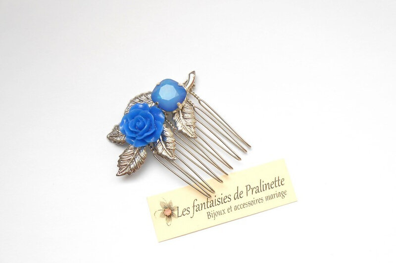bijoux-mariage-peigne-mariée-rose-fleur-en-resine-feuilles-dorees-et-cristal-2