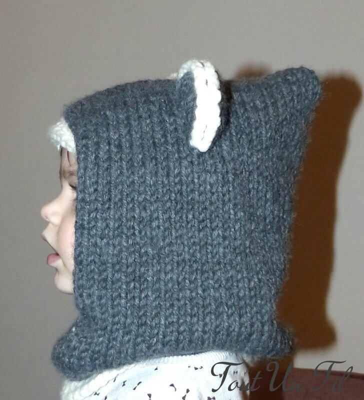 Capuche ourson gris tricot 02