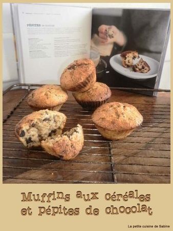 Muffins_aux_c_r_ales_et_p_pites_de_chocolat