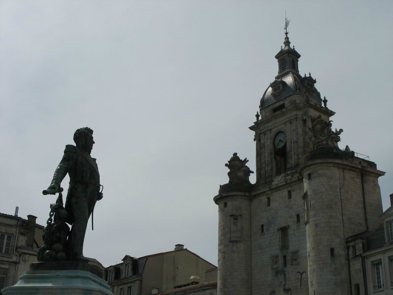 La Rochelle, porte de la grosse horloge (17)