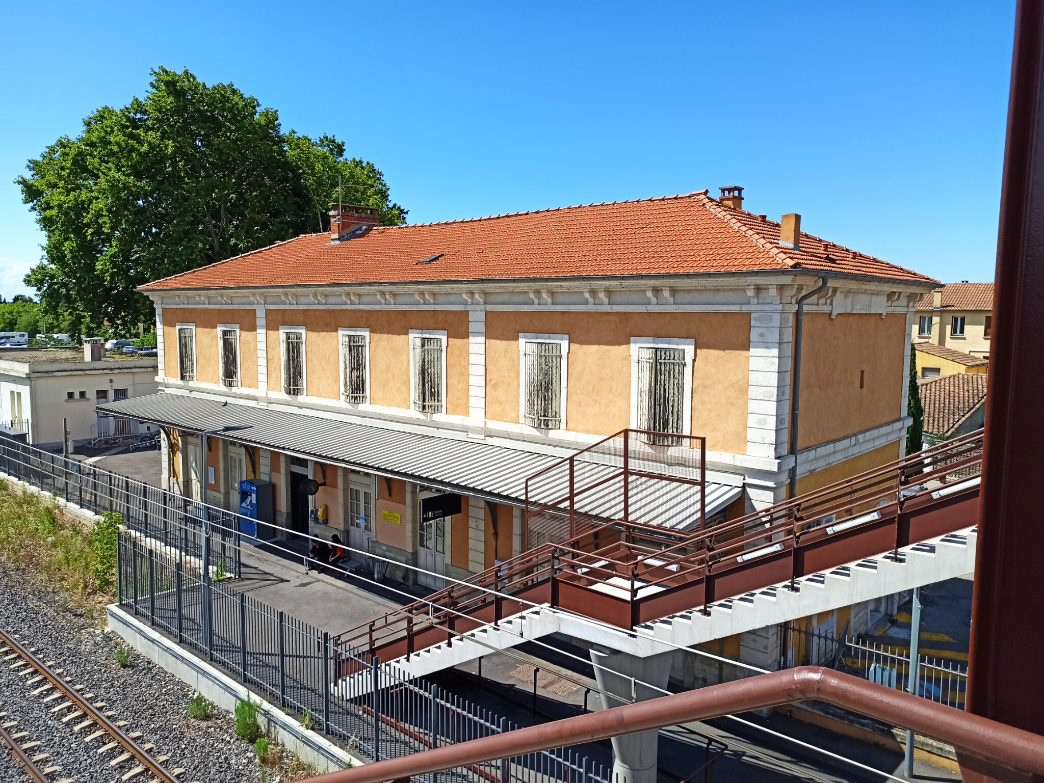 L'Isle-sur-la-Sorgue - Fontaine-de-Vaucluse (Vaucluse - 84) 2
