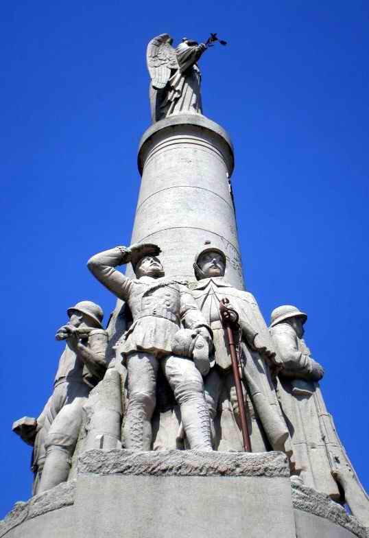 Monum Amiens5