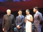 Dick Wolf, Brian Tee, Torrey DeVitto, Colin Donnell ©Sériecalement Vôtre