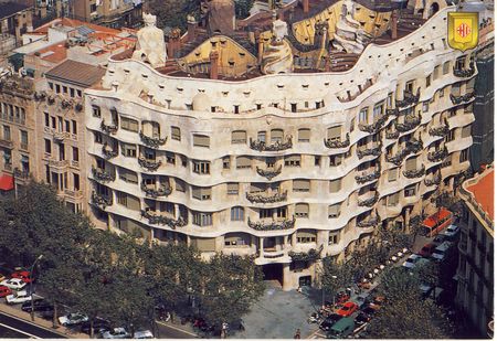 casa_mila