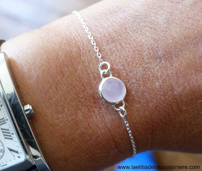 Bracelet Judith (milky pink) petit modèle - sur chaîne argent massif fine