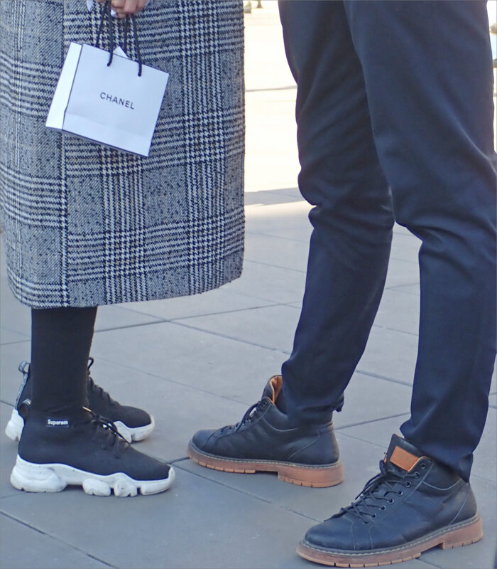 Bastille paquet Chanel 0220019 pieds