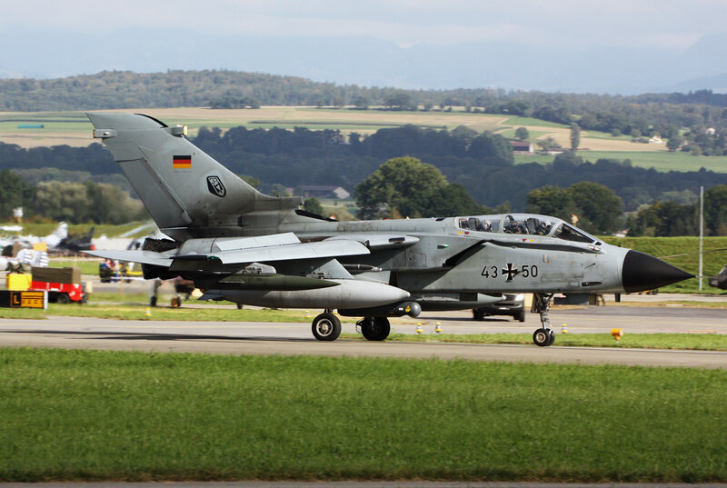 Panavia_Tornado_IDS_Luftwaffe_43_50