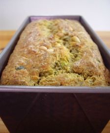 cake-courgette-pesto-et-parmesan