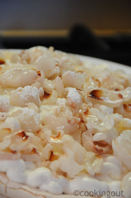 La cuisine des smalas : Pavlovla aux litchis mais attention ce nétait quun des desserts ! recettes La cuisine des smalas : Pavlovla aux litchis mais attention ce nétait quun des desserts !