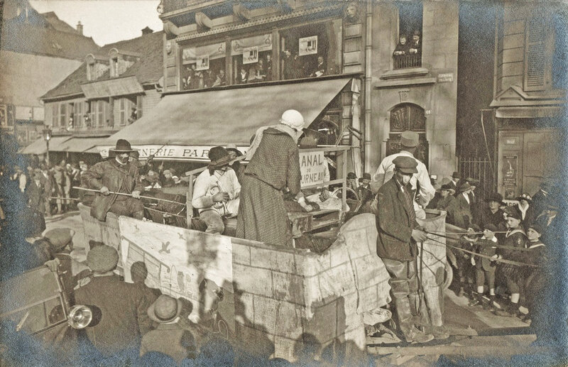 1923 04 02 Belfort CPhoto Cavalcade Mi carême Canal du Fourneau JC R