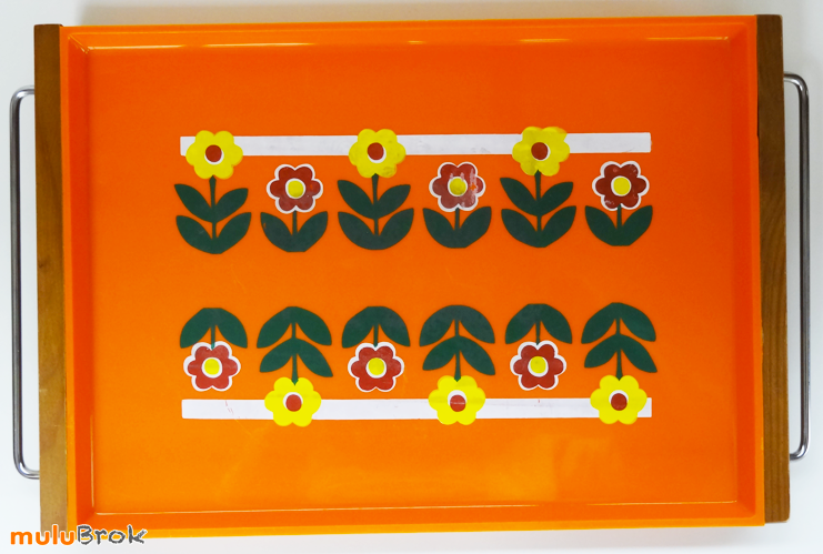 Plateau-orange-à-fleurs-03