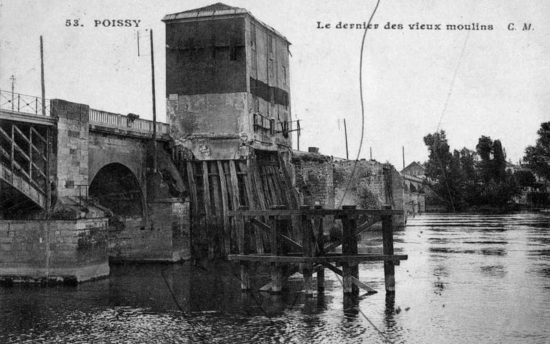 POISSY Le dernier des vieux moulins